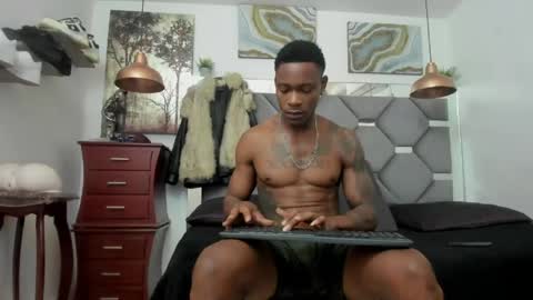 HOT MEN BLACK online show from June 8, 2026, 1:33 pm