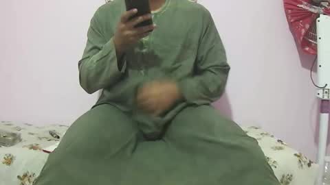 Snapshot of king_of_arabians chatting on April 6, 2026, 9:27 pm king_of_arabians online show from April 6, 2026, 9:27 pm