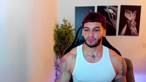 Snapshot of king_of_kings__ chatting on January 5, 2025, 12:52 am king_of_kings__ online show from January 5, 2025, 12:52 am