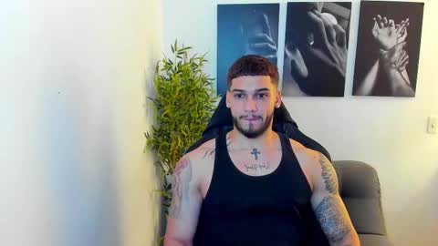Snapshot of king_of_kings__ chatting on February 15, 2025, 2:47 am king_of_kings__ online show from February 15, 2025, 2:47 am