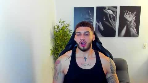 Snapshot of king_of_kings__ chatting on February 16, 2025, 4:31 am king_of_kings__ online show from February 16, 2025, 4:31 am