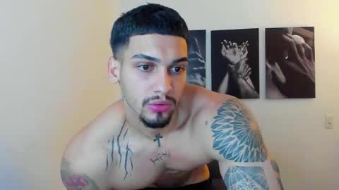Snapshot of king_of_kings__ chatting on October 1, 2025, 10:16 pm king_of_kings__ online show from October 1, 2025, 10:16 pm
