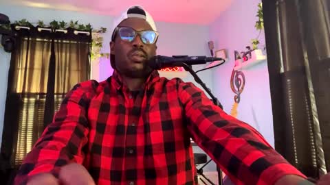 Snapshot of kingcorbra chatting on December 7, 2024, 7:21 pm KC online show from December 7, 2024, 7:21 pm