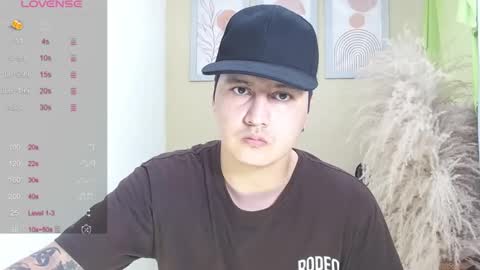 kingdominico online show from December 8, 2024, 8:47 pm