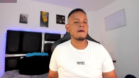 Snapshot of kingg_jay chatting on May 3, 2026, 12:11 pm kingg_jay online show from May 3, 2026, 12:11 pm