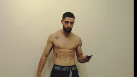 Snapshot of kingkarlos_ chatting on December 19, 2024, 4:57 pm KingKarlos online show from December 19, 2024, 4:57 pm