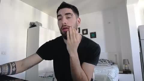 Snapshot of kingkarlos_ chatting on March 4, 2025, 9:51 am KingKarlos online show from March 4, 2025, 9:51 am