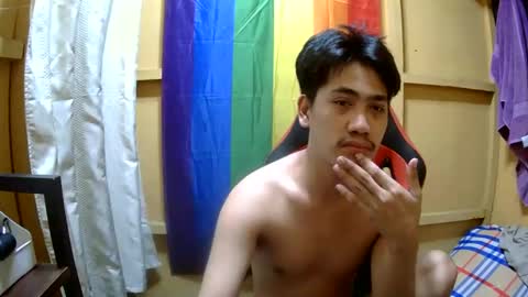 Snapshot of kingsucker2069 chatting on January 26, 2025, 10:12 am Ruru online show from January 26, 2025, 10:12 am