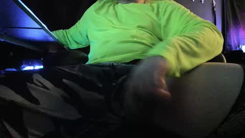 kingtyrant208 online show from November 20, 2025, 11:10 am