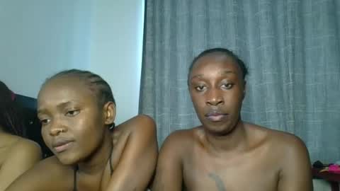 Snapshot of kinky_leila chatting on June 16, 2026, 11:13 am kinky_leila online show from June 16, 2026, 11:13 am