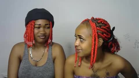 Snapshot of kinky_secrett chatting on September 13, 2025, 8:47 am Cupshee and cushey online show from September 13, 2025, 8:47 am