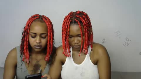 Snapshot of kinky_secrett chatting on September 15, 2025, 8:25 am Cupshee and cushey online show from September 15, 2025, 8:25 am
