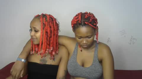 Snapshot of kinky_secrett chatting on September 23, 2025, 8:39 am Cupshee and cushey online show from September 23, 2025, 8:39 am