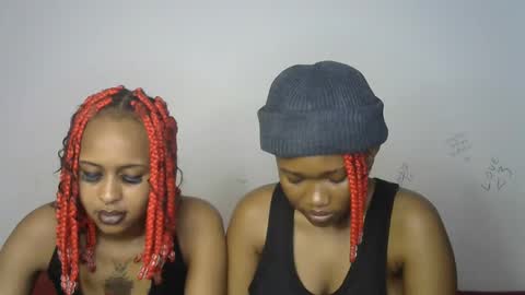 Snapshot of kinky_secrett chatting on September 30, 2025, 9:03 am Cupshee and cushey online show from September 30, 2025, 9:03 am