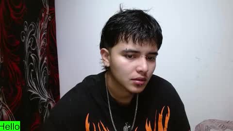 Snapshot of kinkybabies_ chatting on February 3, 2025, 1:52 am Mercury online show from February 3, 2025, 1:52 am