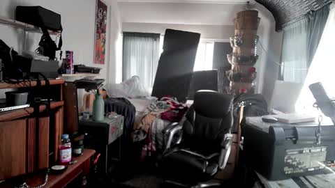 Snapshot of kinkybiguy14 chatting on October 12, 2025, 3:11 pm Kinky Cassie online show from October 12, 2025, 3:11 pm