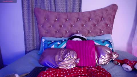  Sara  online show from December 22, 2024, 7:11 am