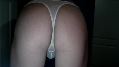 Snapshot of kinkyrisque chatting on May 5, 2026, 1:30 pm Xoxxxo online show from May 5, 2026, 1:30 pm