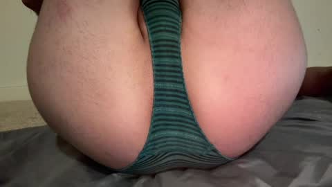 Snapshot of kinkyrisque chatting on May 27, 2026, 2:30 am Xoxxxo online show from May 27, 2026, 2:30 am