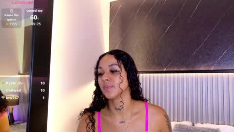  CALL ME KINSLEY  online show from April 17, 2026, 5:10 am