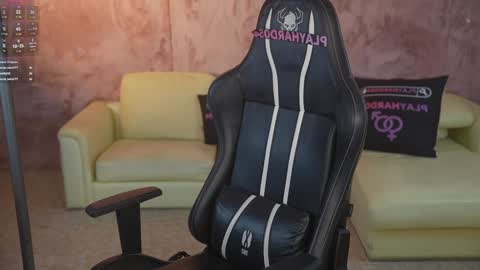 Sweet girls online show from February 15, 2026, 8:16 pm