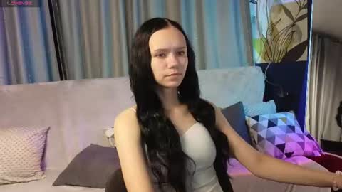 Snapshot of kira_bliss_ chatting on July 1, 2026, 2:02 am kira_bliss_ online show from July 1, 2026, 2:02 am