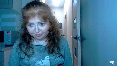 Snapshot of kira_foxy_ chatting on April 23, 2026, 12:29 pm Kira online show from April 23, 2026, 12:29 pm