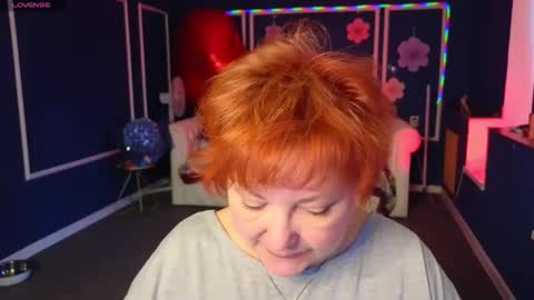 Snapshot of kira_kennet chatting on April 22, 2026, 6:27 am Kira Kennet online show from April 22, 2026, 6:27 am