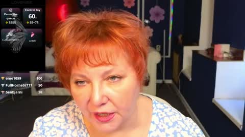 Snapshot of kira_kennet chatting on April 29, 2026, 5:44 am Kira Kennet online show from April 29, 2026, 5:44 am