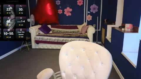 Snapshot of kira_kennet chatting on May 16, 2026, 6:32 am Kira Kennet online show from May 16, 2026, 6:32 am