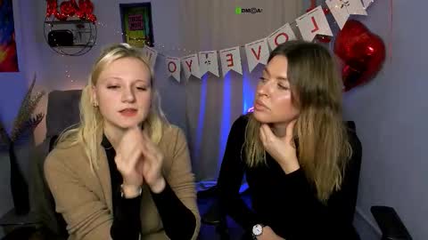 Kira  online show from February 18, 2026, 1:18 pm