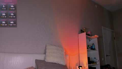 Snapshot of kira_sunrise chatting on July 27, 2026, 3:02 am Kira online show from July 27, 2026, 3:02 am