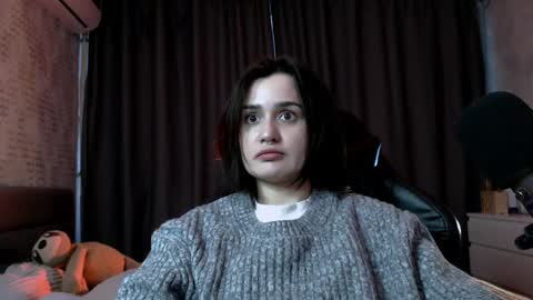 Snapshot of kira_yammy chatting on May 15, 2026, 11:45 pm Kira follow me online show from May 15, 2026, 11:45 pm