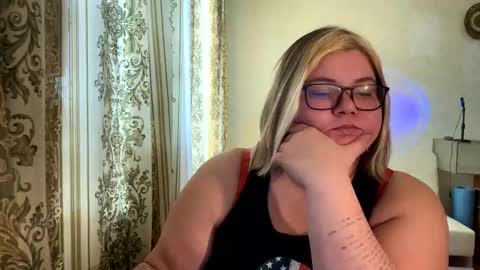 Snapshot of kiracobb chatting on December 14, 2024, 10:24 am Just Kira online show from December 14, 2024, 10:24 am