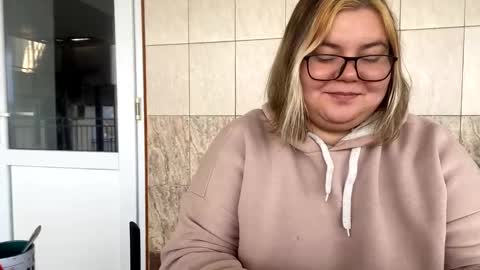 Snapshot of kiracobb chatting on December 26, 2024, 7:56 am Just Kira online show from December 26, 2024, 7:56 am