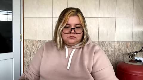 Snapshot of kiracobb chatting on December 26, 2024, 10:59 am Just Kira online show from December 26, 2024, 10:59 am