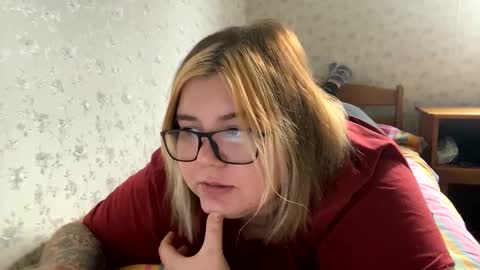 Snapshot of kiracobb chatting on December 28, 2024, 7:00 am Just Kira online show from December 28, 2024, 7:00 am