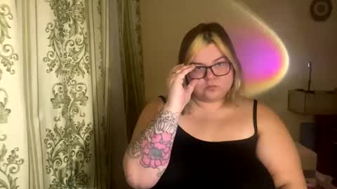 Snapshot of kiracobb chatting on January 12, 2025, 4:08 pm Just Kira online show from January 12, 2025, 4:08 pm