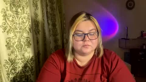 Snapshot of kiracobb chatting on January 22, 2025, 3:29 pm Just Kira online show from January 22, 2025, 3:29 pm