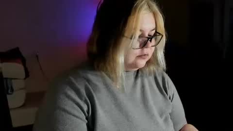 Snapshot of kiracobb chatting on February 2, 2025, 8:30 pm Just Kira online show from February 2, 2025, 8:30 pm