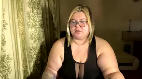 Snapshot of kiracobb chatting on March 2, 2025, 3:05 pm Just Kira online show from March 2, 2025, 3:05 pm