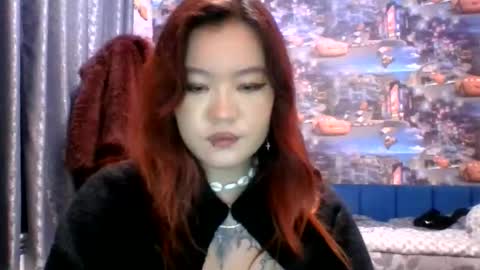 Kira online show from December 13, 2025, 7:53 pm