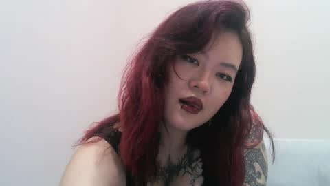 Snapshot of kiradrip chatting on June 21, 2026, 6:54 pm Kira online show from June 21, 2026, 6:54 pm