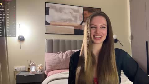 Snapshot of kiramystery chatting on February 23, 2025, 3:29 pm Kira online show from February 23, 2025, 3:29 pm