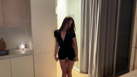 Snapshot of kiramystery chatting on September 13, 2025, 5:02 pm Kira online show from September 13, 2025, 5:02 pm