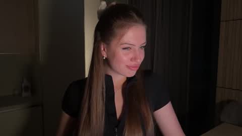 Snapshot of kiramystery chatting on October 7, 2025, 2:25 pm Kira online show from October 7, 2025, 2:25 pm