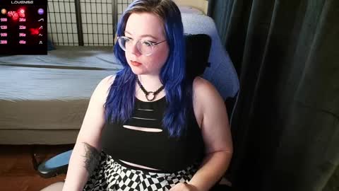 Snapshot of kiraspitqueen chatting on January 17, 2025, 2:18 am KiraSpitQueen online show from January 17, 2025, 2:18 am