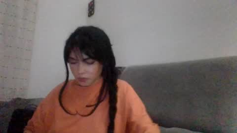 Snapshot of kiri_cute chatting on December 29, 2024, 5:42 am Kiri online show from December 29, 2024, 5:42 am