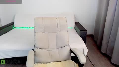 Snapshot of kiri_is_all chatting on December 21, 2024, 1:32 pm Kiri online show from December 21, 2024, 1:32 pm