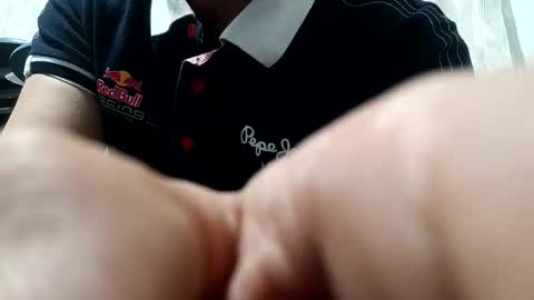 Snapshot of kirito20212 chatting on February 19, 2025, 7:06 am Kirito online show from February 19, 2025, 7:06 am